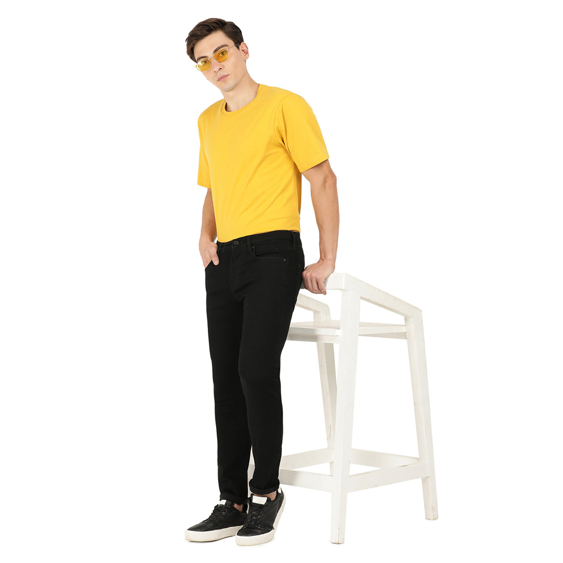 Elio-Black Regular Fit Jeans