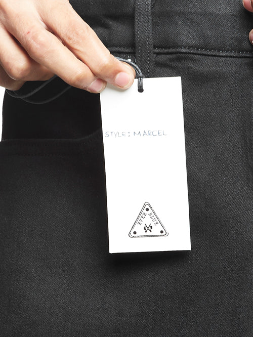NEUER-Black Comfort Slim Jeans