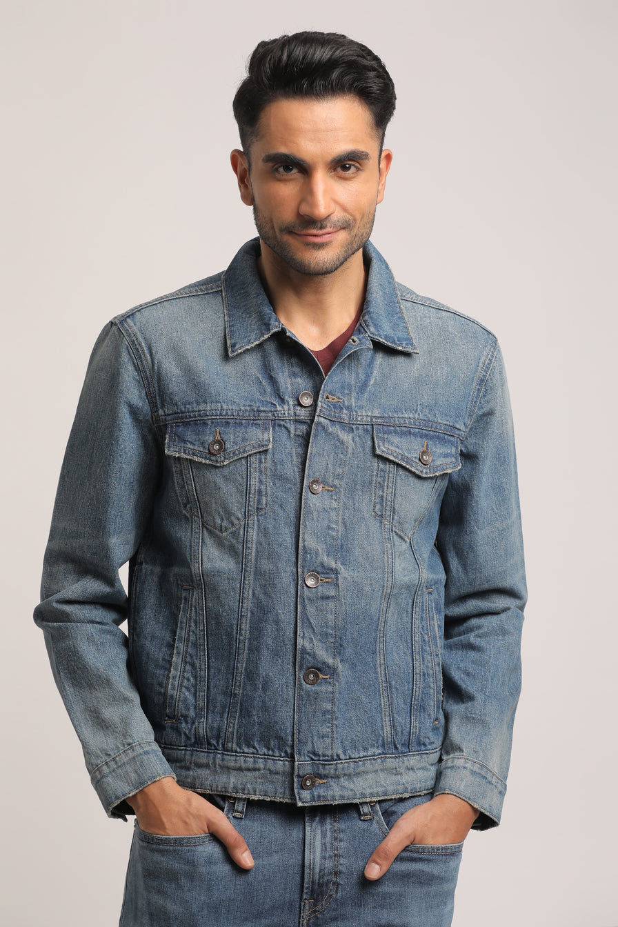 CONNER-MEN MID BLUE CLASSIC TRUCKER JACKET