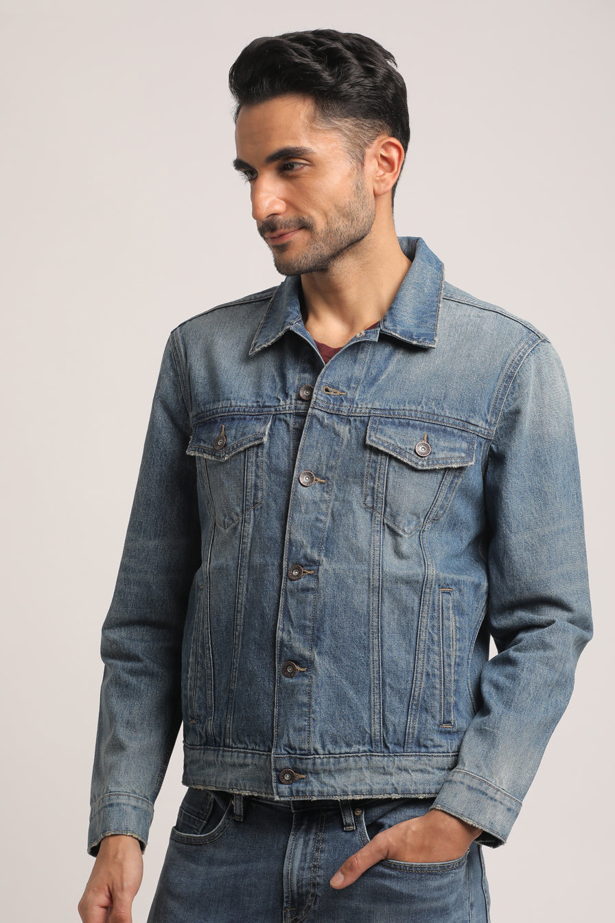 CONNER-MEN MID BLUE CLASSIC TRUCKER JACKET